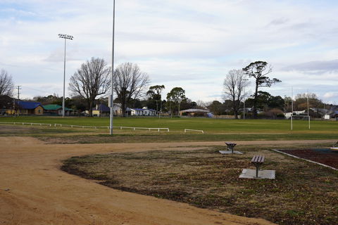 Braidwood Recreation Grounds And Playground - Lightning Ridge Tourism 1