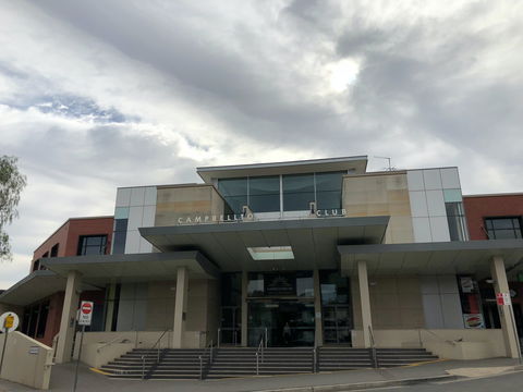 Campbelltown RSL Club - Lightning Ridge Tourism 0