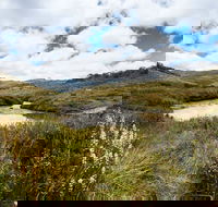 Cascade Hut trail - Lightning Ridge Tourism