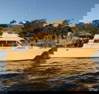 Cruising the  Swan River in at Sunset with Boutique Cruise