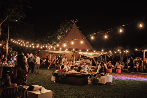 Earlando Weddings And Private Events - Lightning Ridge Tourism 0