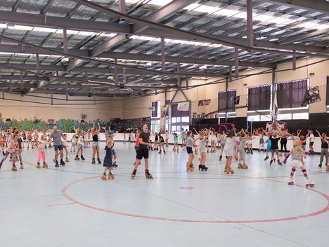 Epic Skate Rink - Lightning Ridge Tourism 0