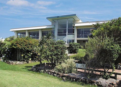 Forster Tuncurry Golf Club - Lightning Ridge Tourism 0