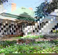 Miss Traills House and Garden - Lightning Ridge Tourism