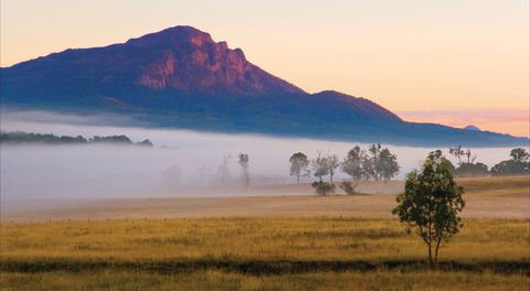 Mount Barney National Park - Lightning Ridge Tourism 0