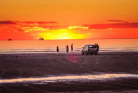 North Beach - Lightning Ridge Tourism 0