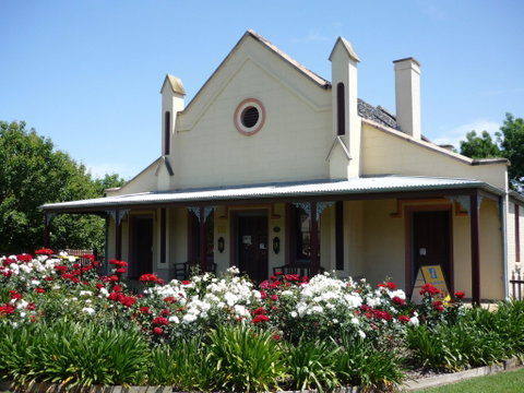 Quondong Cottage - Lightning Ridge Tourism 2