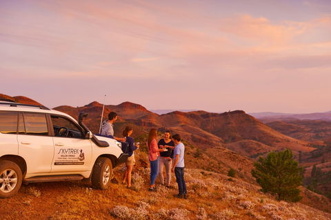 Skytrek - Lightning Ridge Tourism 0