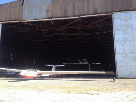 Southern Riverina Gliding Club Inc. - Lightning Ridge Tourism 1