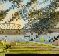 Sturt Reserve - Lightning Ridge Tourism