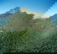 Tibrogargan circuit Glass House Mountains National Park - Lightning Ridge Tourism