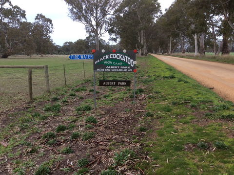 Black Cockatoo Bush Camp - Lightning Ridge Tourism 0