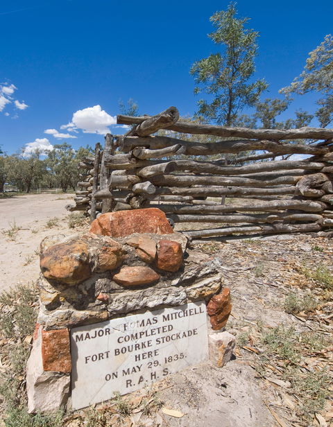 Fort Bourke Stockade - Lightning Ridge Tourism 0