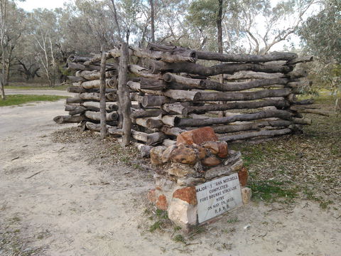Fort Bourke Stockade - Lightning Ridge Tourism 1