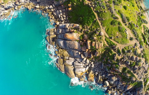 Granite Island Recreation Park - Lightning Ridge Tourism 0