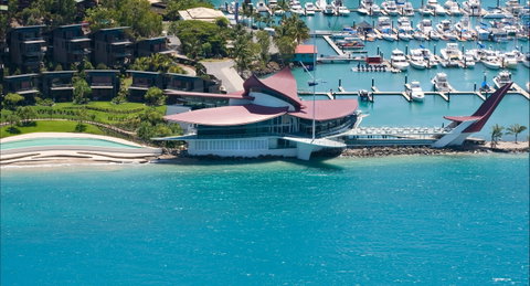 Hamilton Island Yacht Club - Lightning Ridge Tourism 1