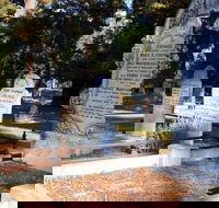 Lucindale Cemetery - Lightning Ridge Tourism