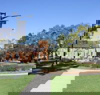 Mawson Park Campbelltown - Lightning Ridge Tourism