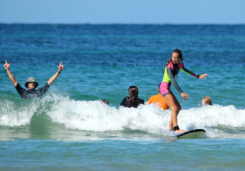 Solitary Islands Surf School - Woolgoolga And Sawtell - Lightning Ridge Tourism 0