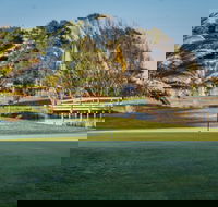 South Lakes Golf Club - Lightning Ridge Tourism