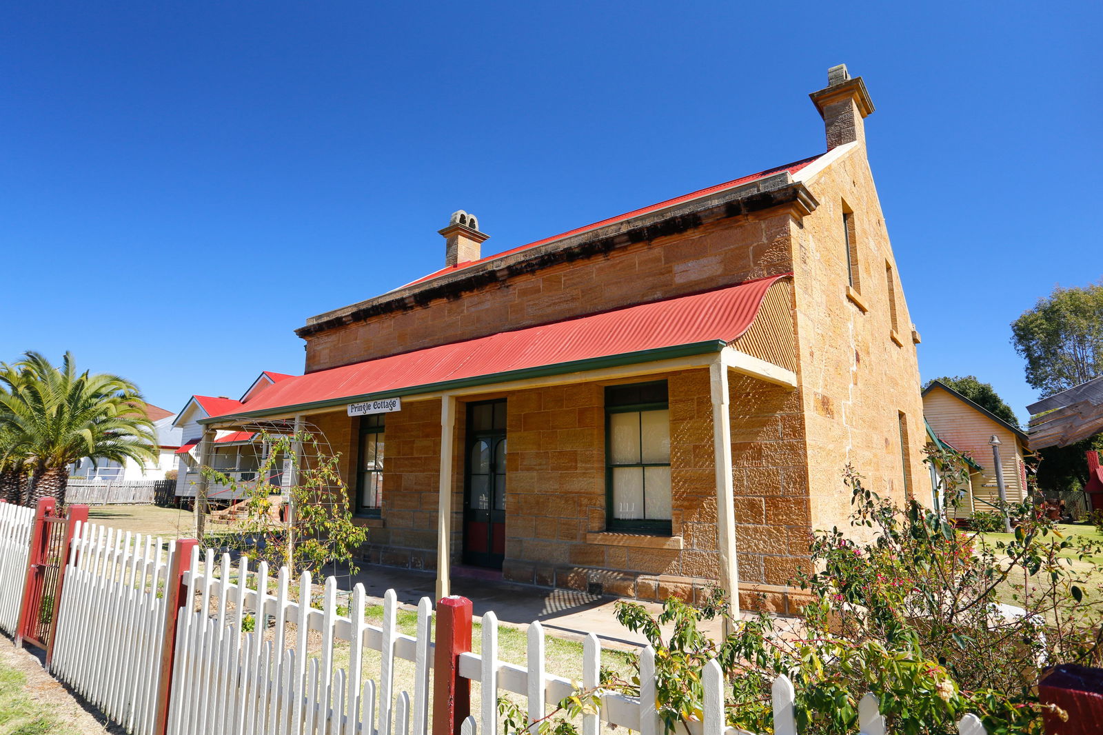 Willowvale QLD Lightning Ridge Tourism