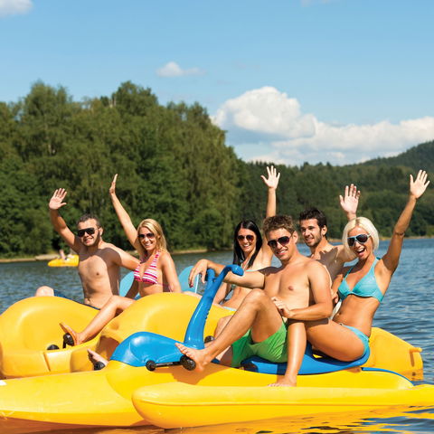 Aquafun Avoca Lake - Lightning Ridge Tourism 1