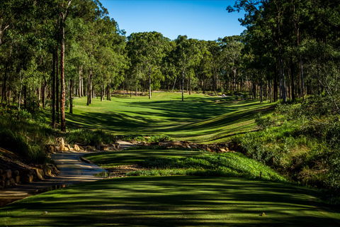 Brookwater Golf And Country Club - Lightning Ridge Tourism 1