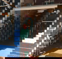 Broughton Antiques - Lightning Ridge Tourism