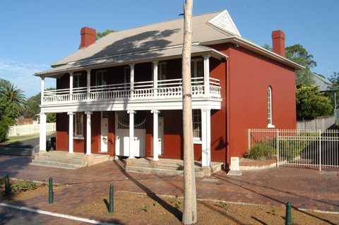 Campbelltown Heritage And Cultural Walk - Lightning Ridge Tourism 1