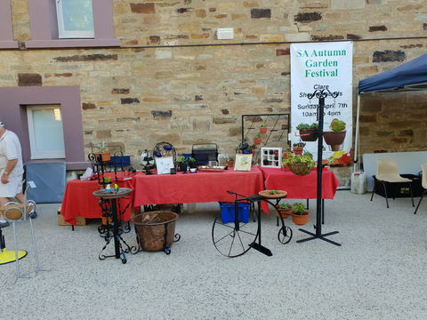 Clare Show Market - Lightning Ridge Tourism 0