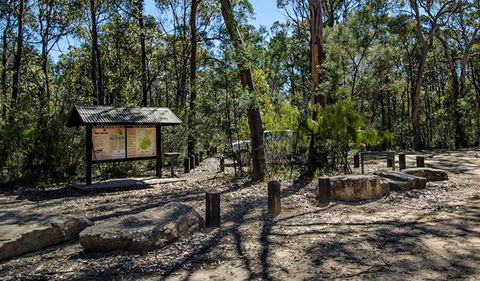 Couridjah Corridor Walk - Lightning Ridge Tourism 0