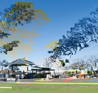 Eddie Santaguiliana Way - Lightning Ridge Tourism