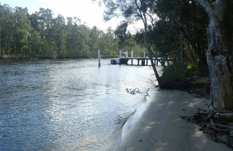 Engels Reach Picnic Area - Lightning Ridge Tourism 0