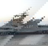 HMAS Tobruk Dive - Lightning Ridge Tourism