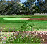 Howlong Golf Resort - Lightning Ridge Tourism
