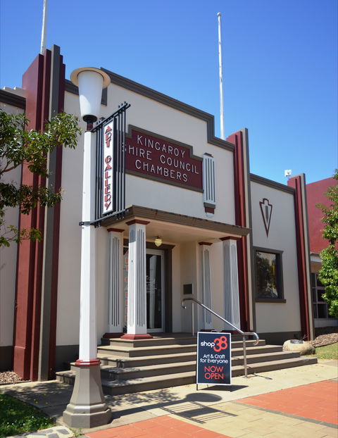 Kingaroy Regional Art Gallery - Lightning Ridge Tourism 0