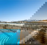 Maccallum Pool - Lightning Ridge Tourism