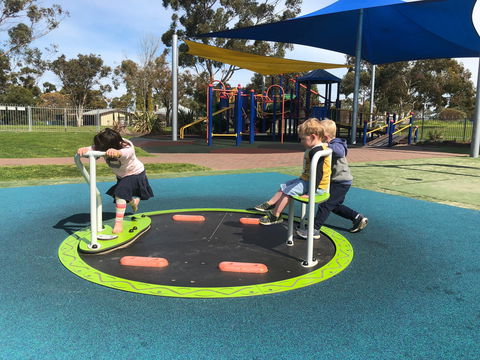 Market Square Recreation Area - Lightning Ridge Tourism 1
