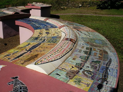 Milbi Wall (The Story Wall) - Lightning Ridge Tourism 0