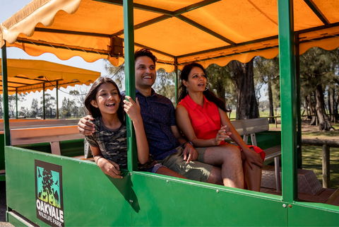 Oakvale Wildlife Park - Lightning Ridge Tourism 2
