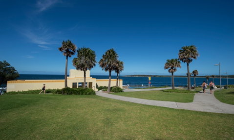 Oak Park - Lightning Ridge Tourism 0