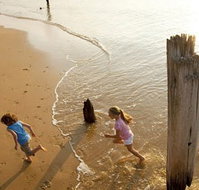 Phillip Island - Lightning Ridge Tourism