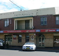 Tattersalls Hotel - Casino - Lightning Ridge Tourism