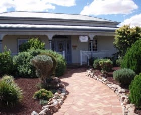 Absaloms Gallery - Lightning Ridge Tourism 1