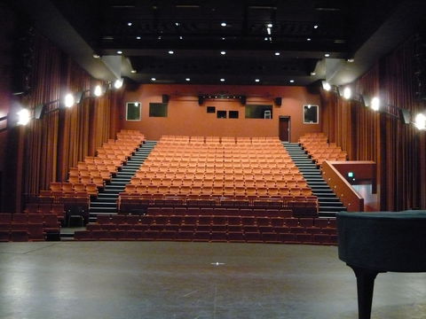 Capitol Theatre Tamworth - Lightning Ridge Tourism 0