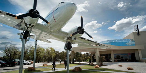 ClubMulwala - Lightning Ridge Tourism 0