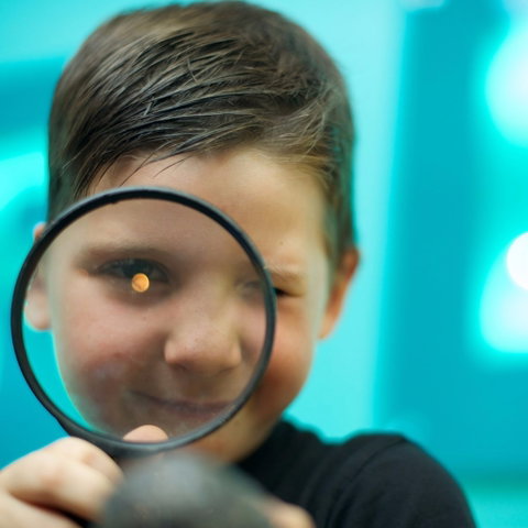 CSIRO Discovery Centre - Lightning Ridge Tourism 0