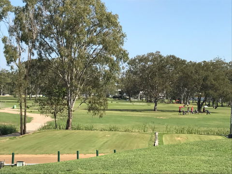 Gladstone Golf Club - Lightning Ridge Tourism 2