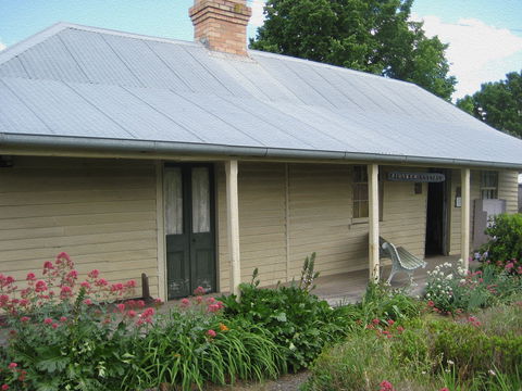 Historic Buildings Walking Tour - Lightning Ridge Tourism 0