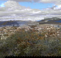 Jindabyne - Lightning Ridge Tourism